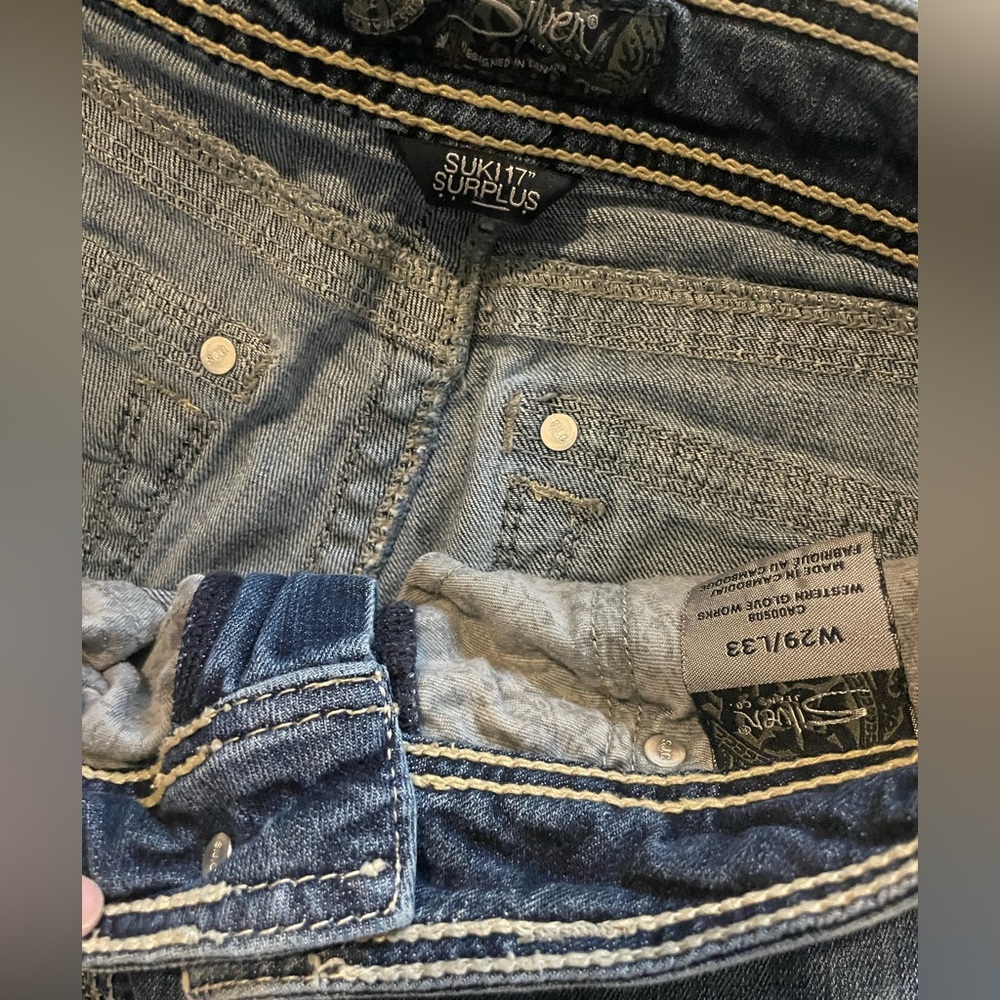 Silver Jeans - Picture 3 of 3